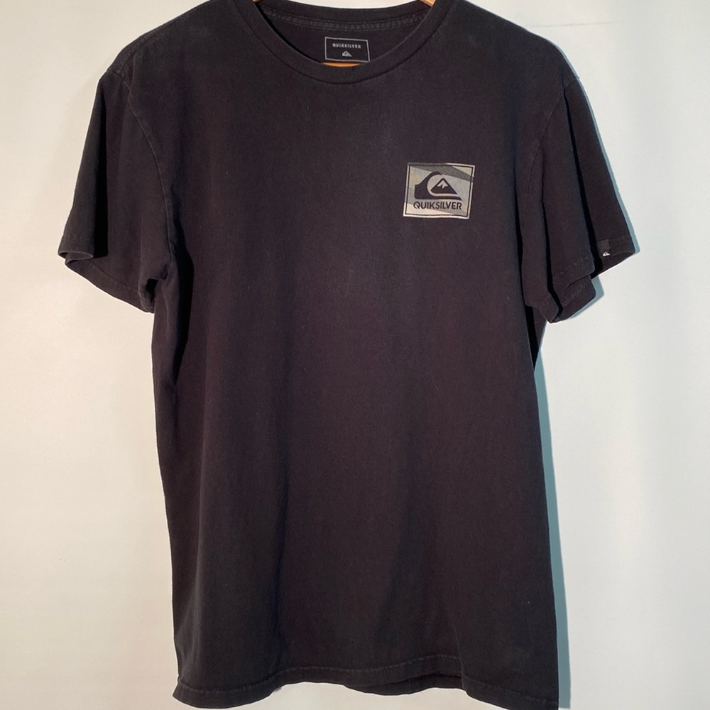 Quicksilver - Mens t-shirt.  Size M